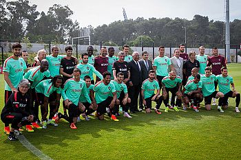 António Costa desejou felicidades à seleção nacional