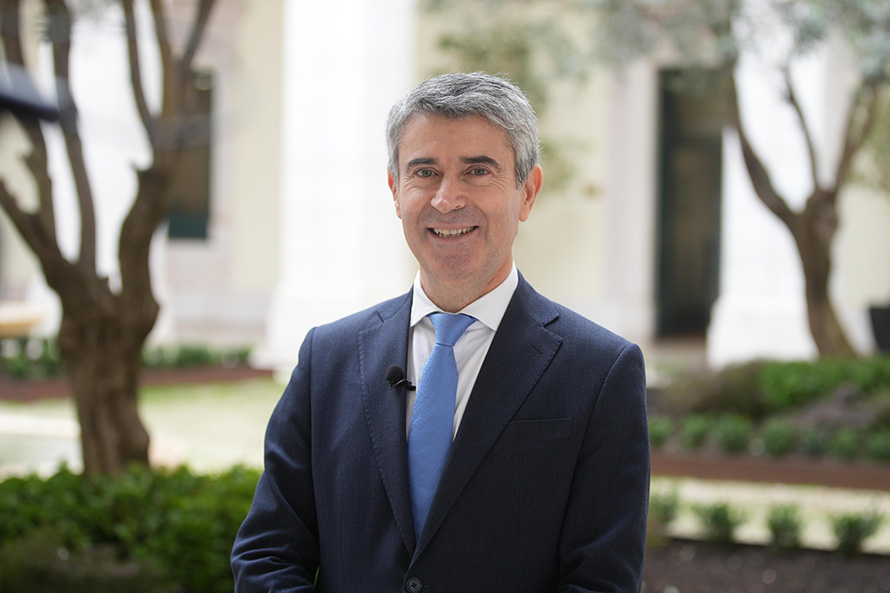 José Luís Carneiro afirma compromisso com Agenda do Trabalho Digno e valorização dos salários