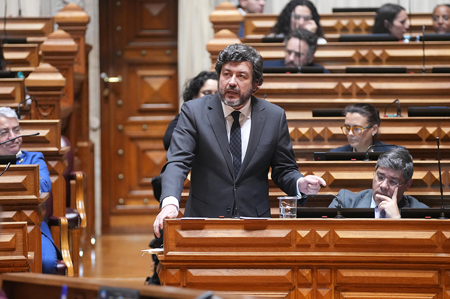 Infiltração de grupos extremistas é um risco para as próprias forças de segurança