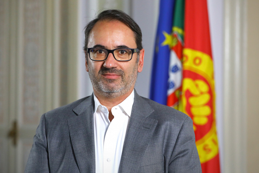 Olívia opositora, Olívia governante