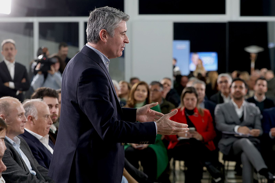 José Luís Carneiro reafirma agenda reformista do PS