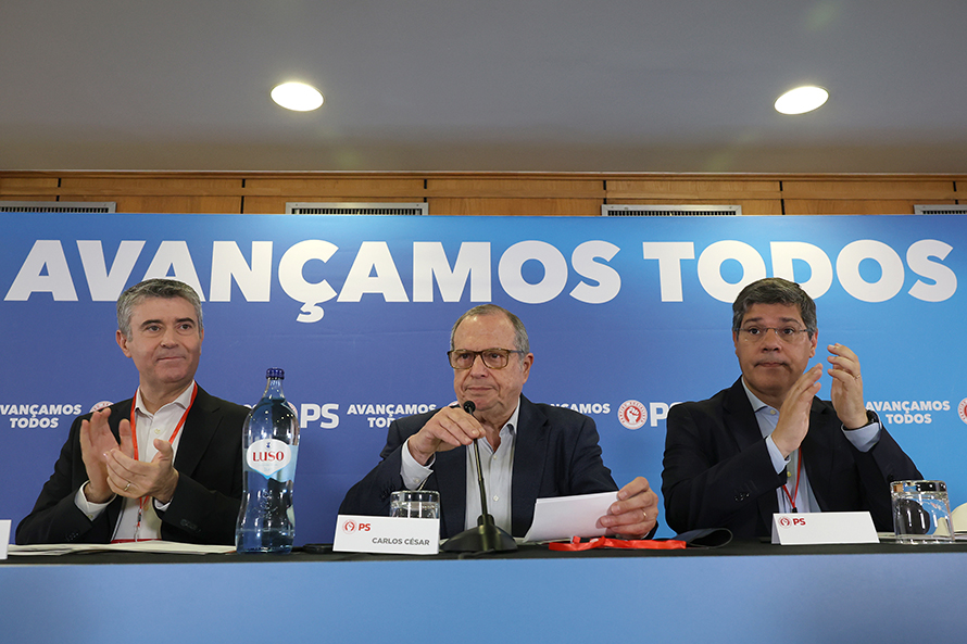 Carlos César destaca “unidade forte” e “vitalidade” do partido na eleição dos novos órgãos