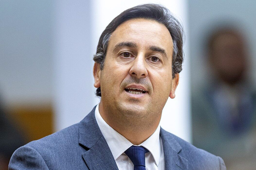 PS/Açores denuncia falta de resposta do Governo da República sobre processo de descontaminação das zonas afetadas