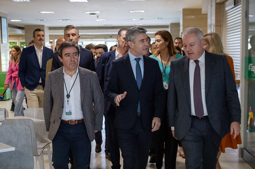 José Luís Carneiro defende prioridade à resposta do Estado nos internamentos sociais