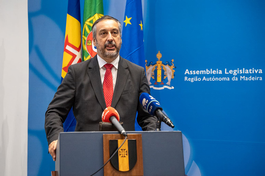 PS/Madeira defende gás e renováveis como garantia da autonomia