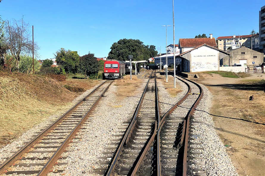 PS questiona Governo sobre encerramento de passagem na Linha do Vouga e exige medidas alternativas