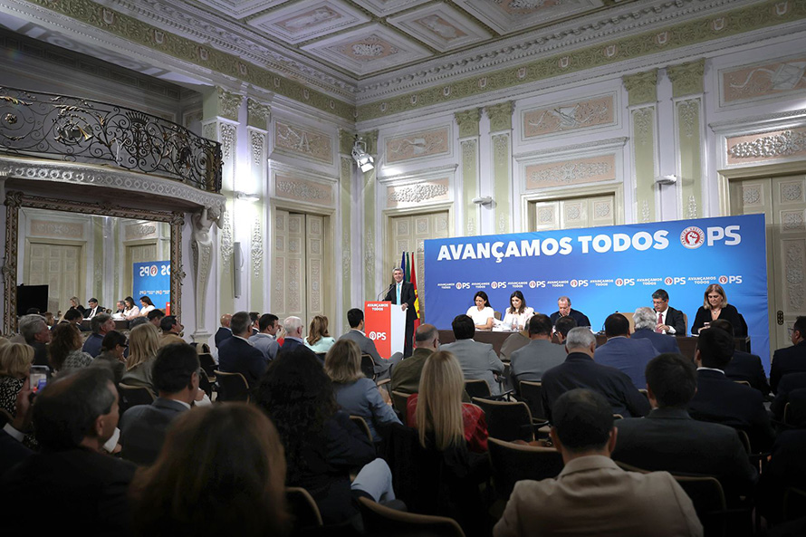 PS confirma consenso na abstenção e reafirma compromisso com a estabilidade do país