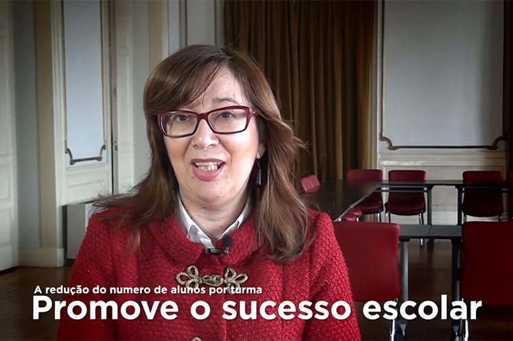 Reduzir o número de alunos por turma para promover o sucesso escolar