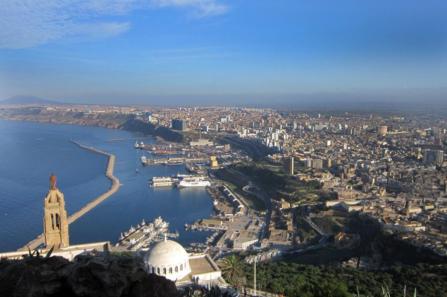 Cooperação com Argélia conhece novo fôlego económico
