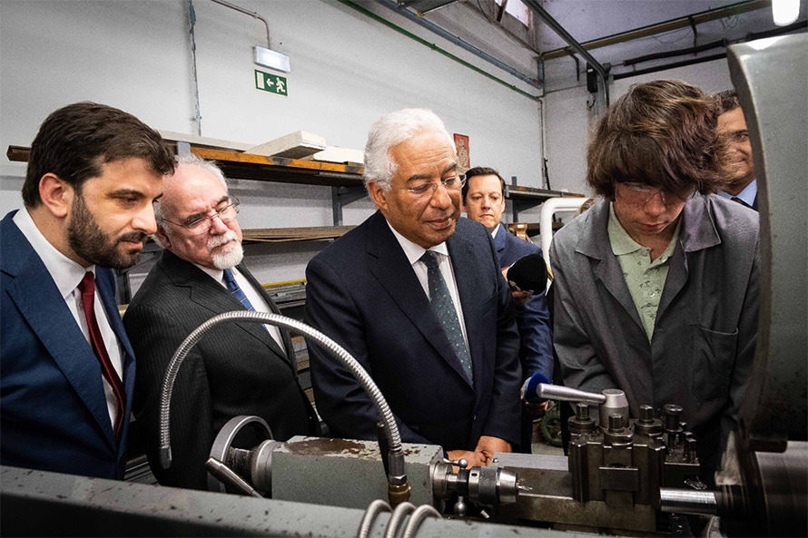 António Costa saúda “excelentes resultados” do programa Qualifica