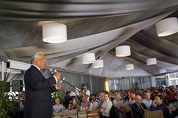 Cada abstenção é um voto na coligação de direita