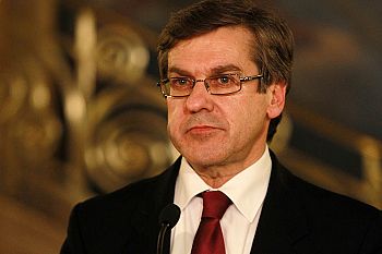 Os partidos estão a dar uma lição de democracia