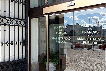 Um “case study” de desresponsabilização política