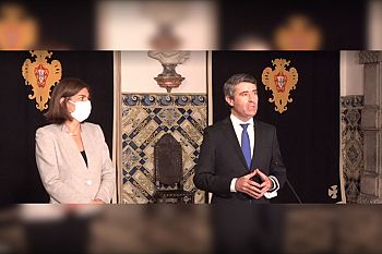 Governo e PS reiteram abertura a convergência à esquerda