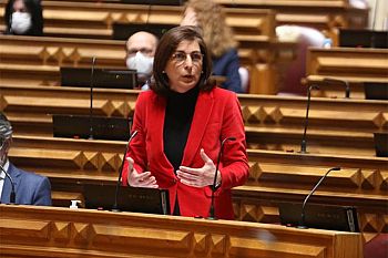 Ana Catarina Mendes destaca “esforço titânico” do Governo no combate à Covid-19