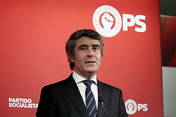 Esforço feito pelos portugueses no confinamento não pode ser “deitado por terra”