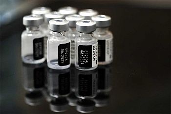 Professores, pessoal não docente e pessoas com trissomia 21 incluídos no grupo prioritário