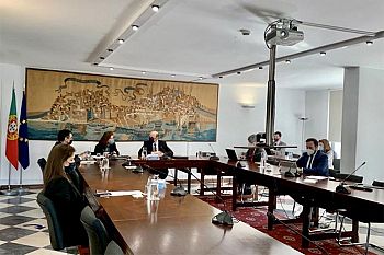 Empresas vão manter os apoios do Estado e beneficiar de maior redução nos encargos
