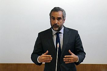 Socialistas criticam desvalorização da Saúde e da Educação no Plano e Orçamento regional
