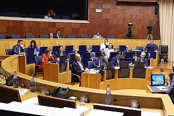 PS reforça oposição a programa de Governo que não oferece confiança