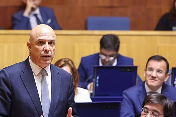 Instabilidade política na Madeira “começa e acaba no PSD e em Miguel Albuquerque”