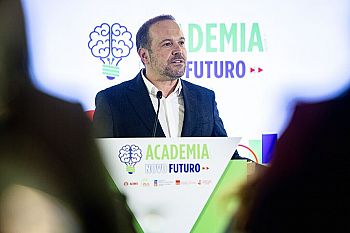 Francisco César rejeita privatização “oportunista” de empresas cruciais para a Região