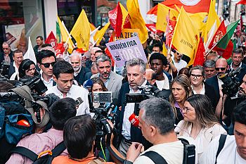 Ameaça de Montenegro à lei da greve é “insulto à democracia”