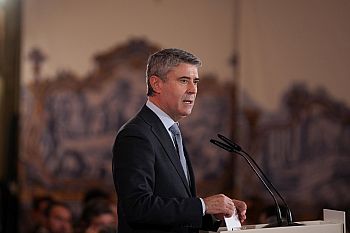 País precisa de uma economia mais competitiva e que valorize os trabalhadores