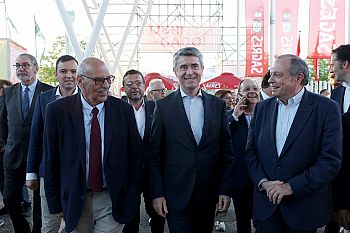 José Luís Carneiro exige ação do Governo e alerta para falhas na execução dos apoios à agricultura