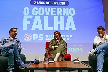 PS no terreno em todo o país para contruir alternativa de confiança