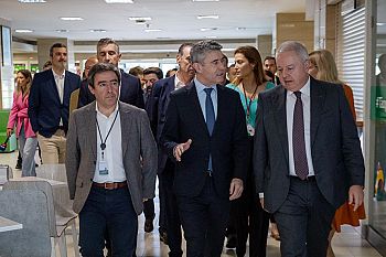 José Luís Carneiro defende prioridade à resposta do Estado nos internamentos sociais