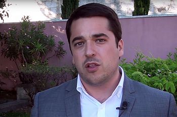 JS saúda “réstia de lucidez” na política europeia