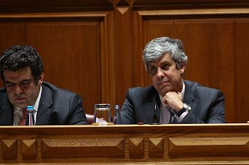 Ministro das Finanças desmonta acusação de falta de informação para discutir o orçamento