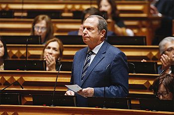 PS quer Ministério Público a investigar envolvimento do PSD em campanha de perfis falsos