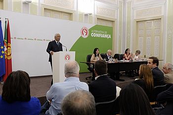 PS escolhe cabeças de lista às legislativas