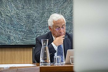 António Costa congratula-se com "grande coincidência" no avanço da resposta europeia