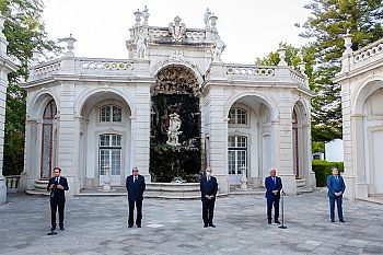 António Costa congratula-se com reconhecimento de Portugal como "destino seguro"