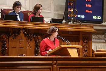 Governo sai reforçado e o país a ganhar